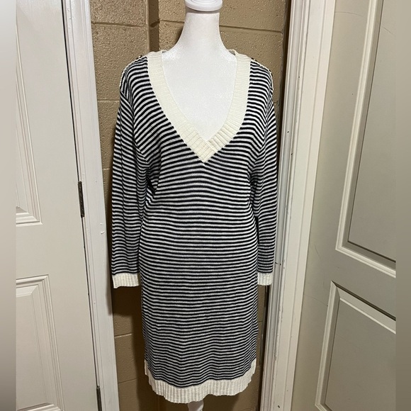 NWT Cynthia Rowley v-neck navy/white sweater 3/4 sleeve dress large - Picture 1 of 11